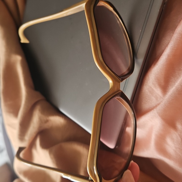 Italy Marked 70s unisex 2-tone large frame sunglasses leather case Unisex - Picture 4 of 16